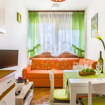 Apartment Karmen 1097